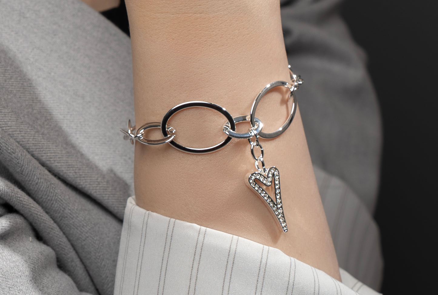 SILVER BRACELET*